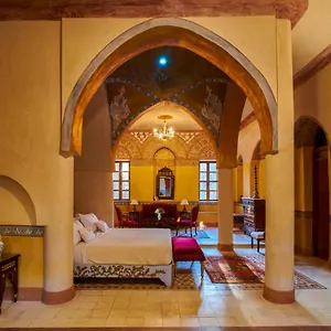 زيارة الفندق